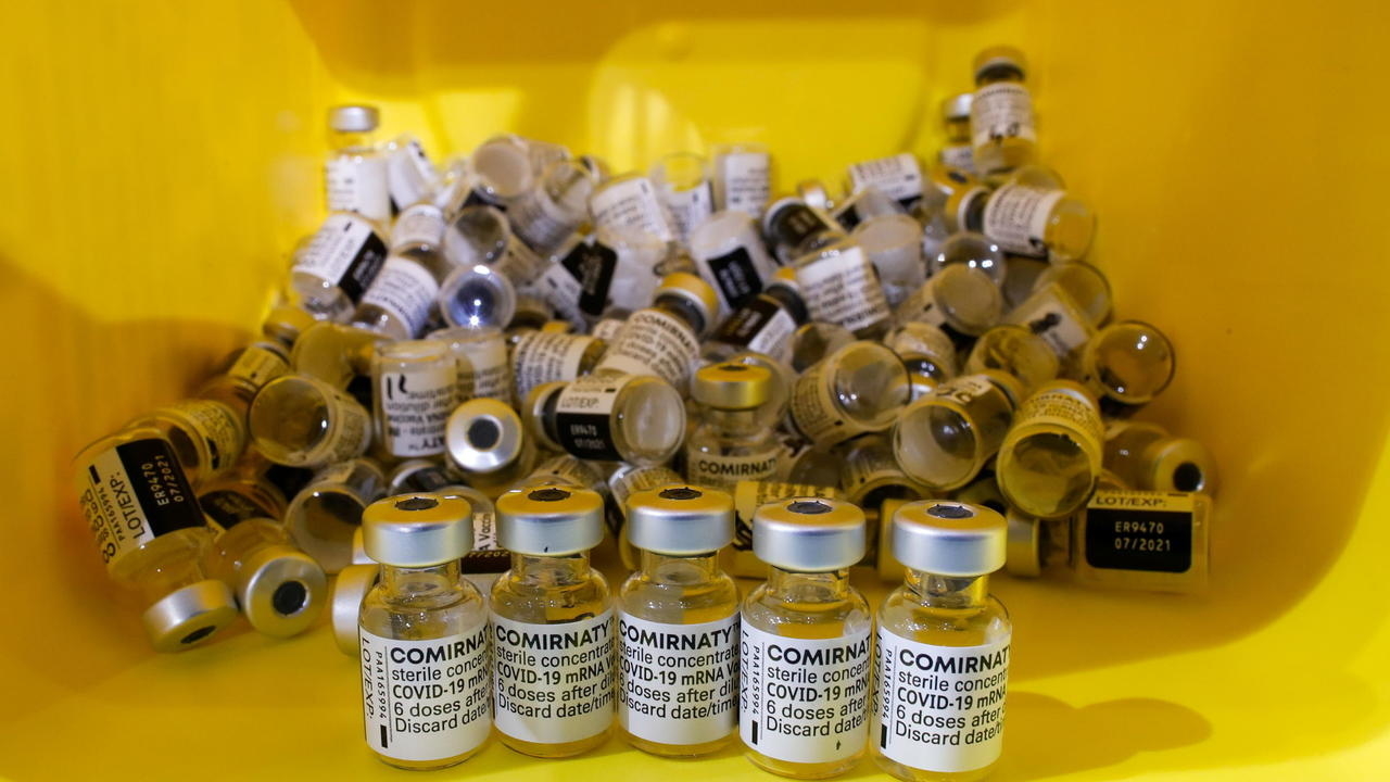 المدة الفاصلة بين الجرعة الأولى والثانية للقاح كورونا