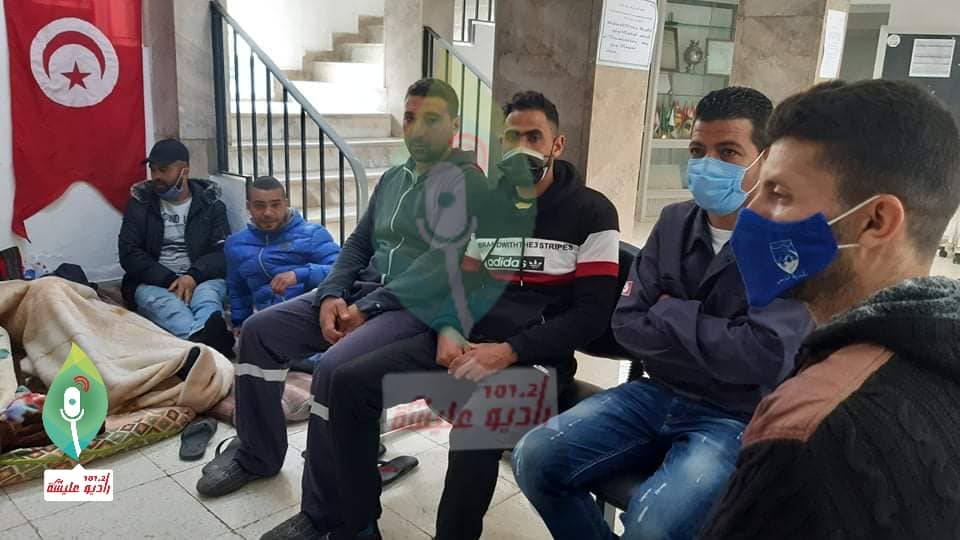 قابس: الإعلان عن حل الإعتصام و فك إضراب الجوع للعمال العرضيين